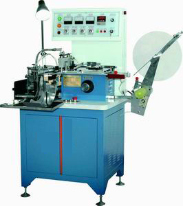 YZ-3200 商標(biāo)單功能對折自動剪析機